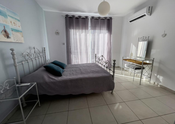 Slnečný dom v radovej zástavbe – Paphos, Cyprus - 5 osôb