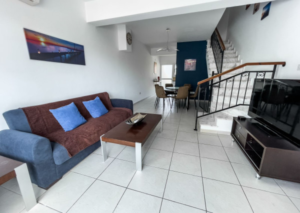 Slnečný dom v radovej zástavbe – Paphos, Cyprus - 5 osôb