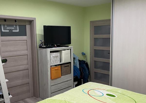 Na predaj 4-izbový byt v Nových Zámkoch