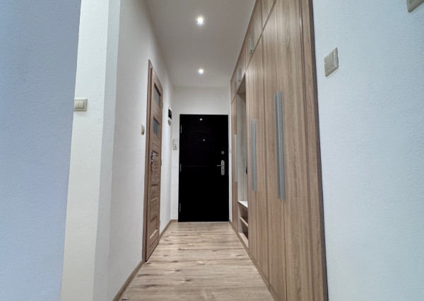 NA PREDAJ 2-IZBOVÝ BYT NOVA DUBNICA - KOMENSKÉHO SADY