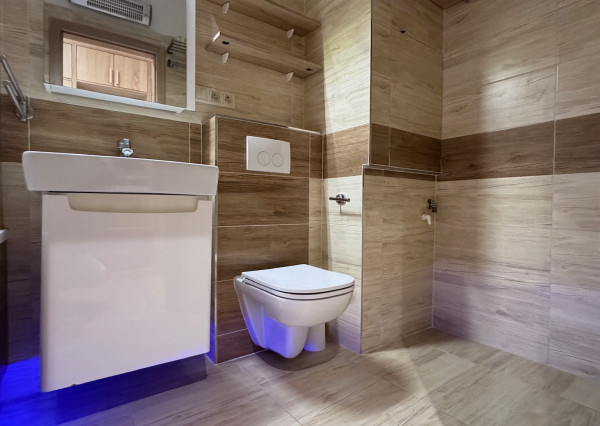 NA PREDAJ 2-IZBOVÝ BYT NOVA DUBNICA - KOMENSKÉHO SADY