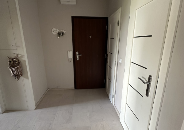 REZERVOVANÝ Predám 4-izbový byt, 77 m2, Nové Mesto nad Váhom – Zelená ulica