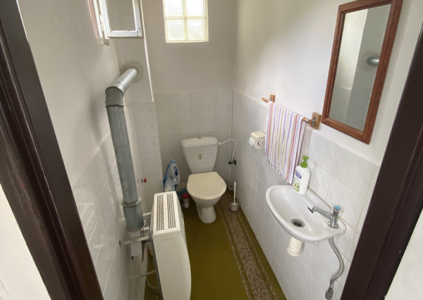 Predané : Víkendová chalupa s veľkým pozemkom  REZERVOVANÉ