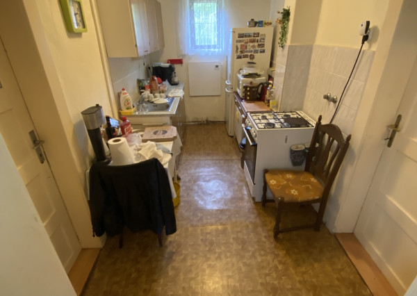 Predané : Víkendová chalupa s veľkým pozemkom  REZERVOVANÉ