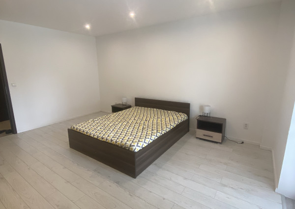 Na predaj 3- izbový byt, Trenčín. 79 m² , Zámostie
