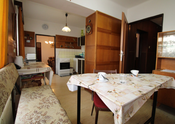 ZNÍŽENÁ CENA - NA PREDAJ - Veľký Rodinný dom Sokolovce