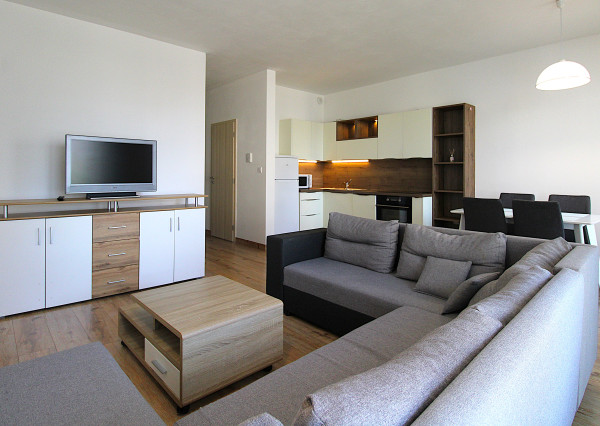 NA PRENÁJOM -3-izbový byt NOVÁ NITRA