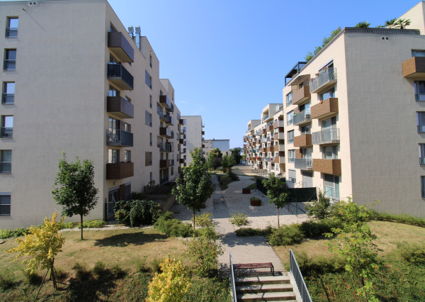 NA PRENÁJOM -3-izbový byt NOVÁ NITRA