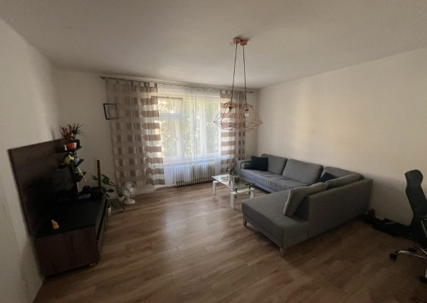 Na prenájom 2 izbový byt 80 m² s balkónom –  Trenčín ✨