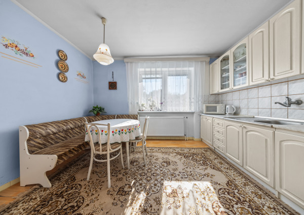 REZERVOVANÉ   4-izbový rodinný dom v Ilave so záhradou