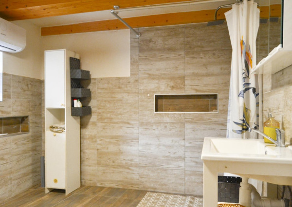 Zrekonštruovaná vidiecka chalupa / rodinný dom na predaj – Lubina, Podkozince