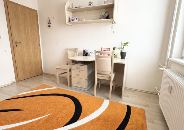 Rezervované  slnečný 77m2 - 3 izbový byt Trenčín