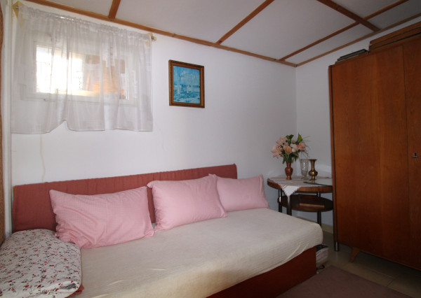 NA PREDAJ - Pozemok s chatkou neďaleko Sĺňavy