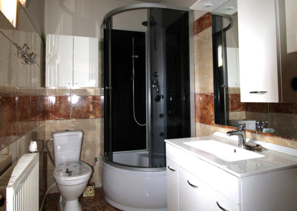 NA PRENÁJOM - Rodinny dom v Zemianskych Sadoch