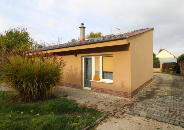 NA PRENÁJOM - Rodinny dom v Zemianskych Sadoch