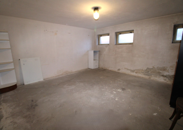 NA PRENÁJOM - 2 - izbový byt v centre Piešťan s parkovaním