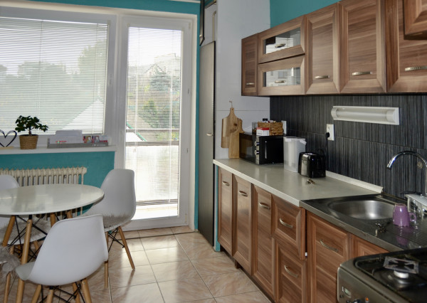 NA PREDAJ 3-IZBOVÝ BYT V PASTUCHOVE