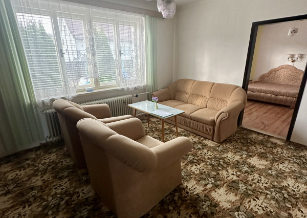 Na predaj: tehlový rodinný dom v Čachticiach.