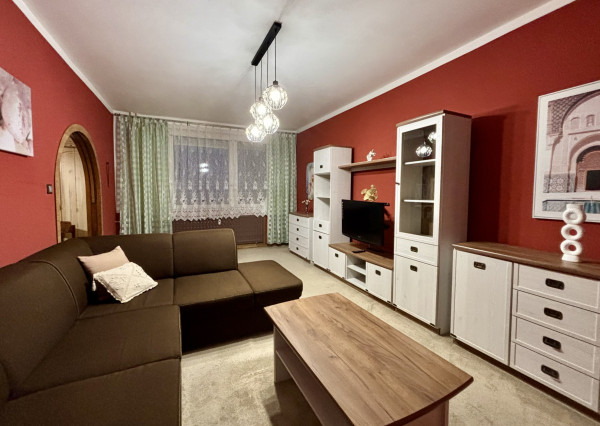 NA PRENÁJOM 3-IZBOVÝ BYT V TRNAVE