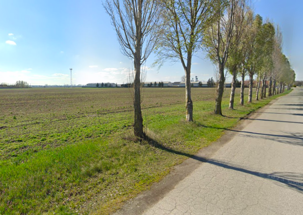 Na predaj pozemok v obci Tomašikovo.