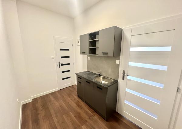 PRENÁJOM MODERNÉHO KANCELÁRSKEHO PRIESTORU