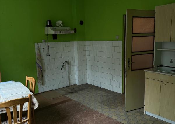 NA PREDAJ -rodinný dom Ladoveň - Martin