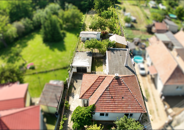 NA PREDAJ - Rodinný dom so záhradou v Sasinkove