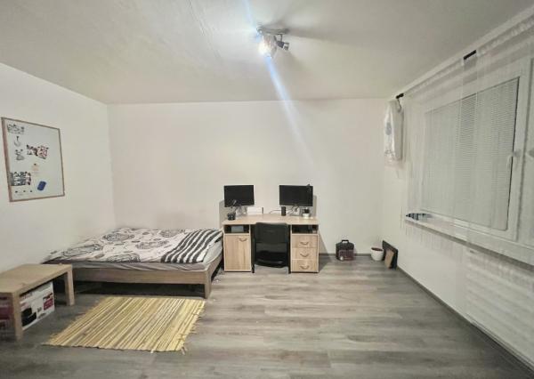 NA PRENÁJOM  IZBA  V  3- IZBOVOM BYTE