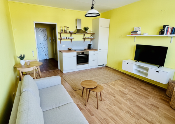 Ponúkame na predaj garzónku | Trenčín – Zámostie