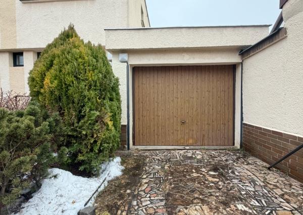 Rodinný dom v pôvodnom stave pár krokov od námestia – Nové Mesto nad Váhom