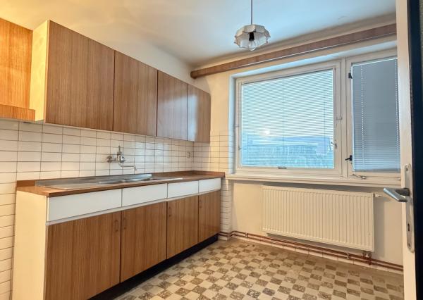 Rodinný dom v pôvodnom stave pár krokov od námestia – Nové Mesto nad Váhom