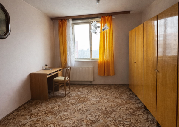 NA PREDAJ | 3-IZBOVÝ BYT | 67 m² + LOGGIA | TRENČÍN