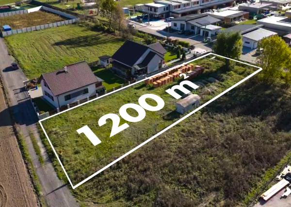 Pozemok na predaj – Skalka nad Váhom, Trenčín