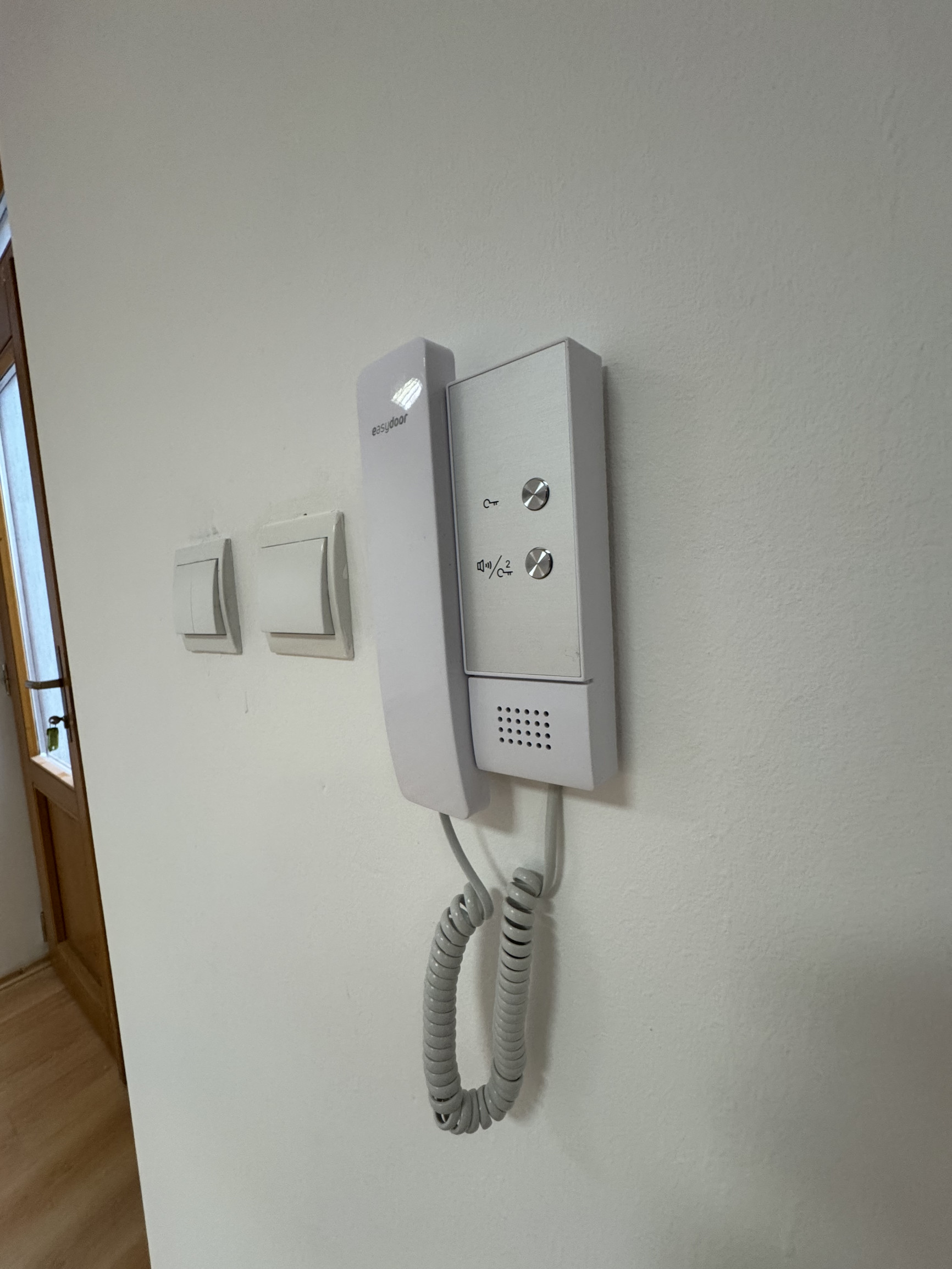 TOP priestory 45 m² – Námestie Trenčín za 400 €