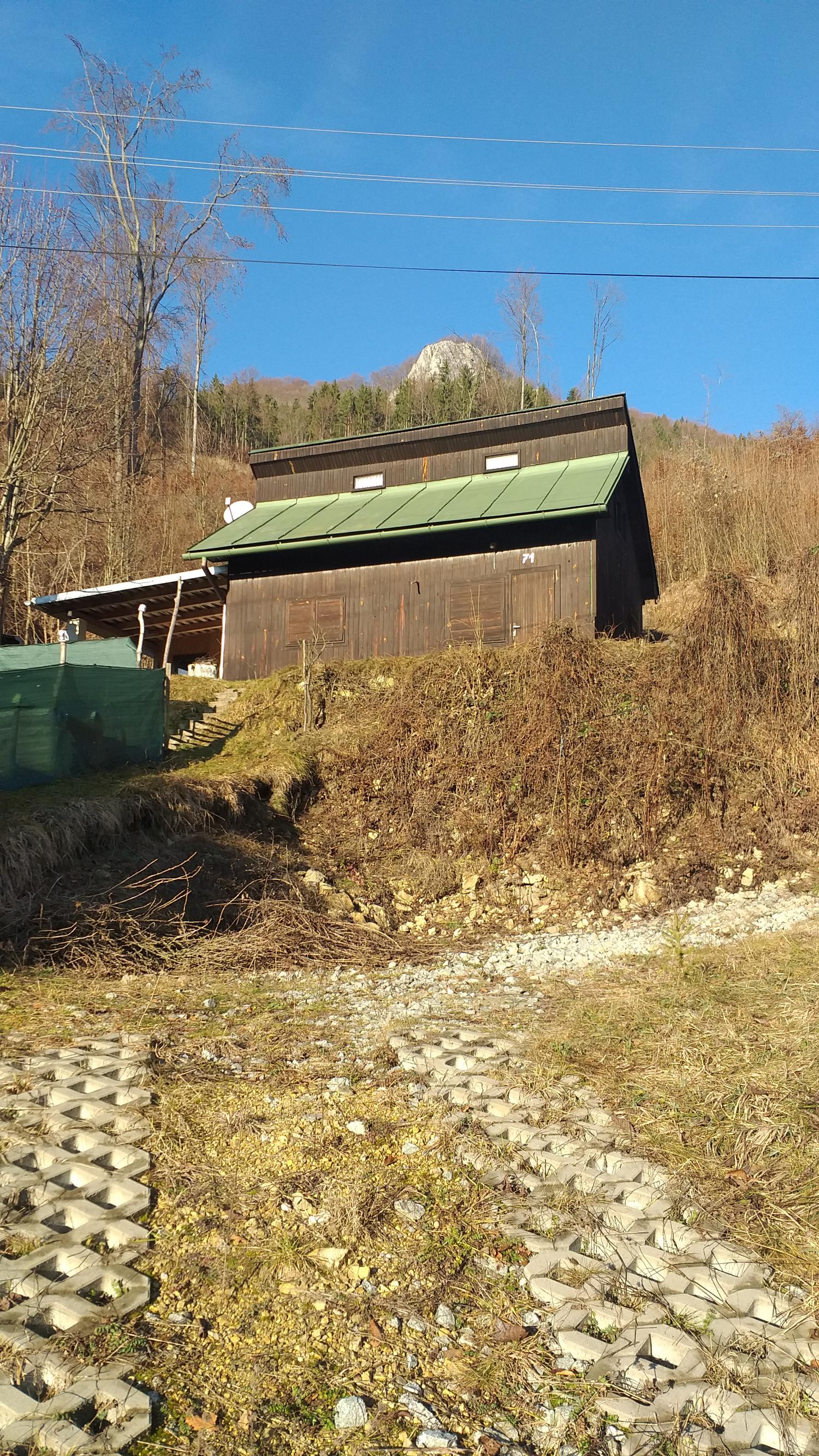 Rekreačná chata s pozemkom na predaj Sklabinský Podzámok